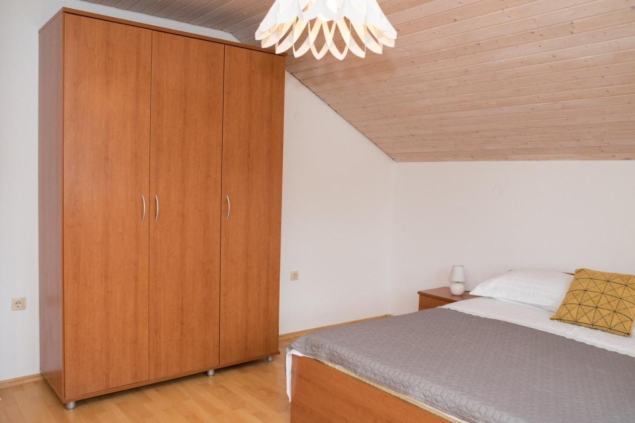 Apartment Dalmatien Raslina 외부 사진