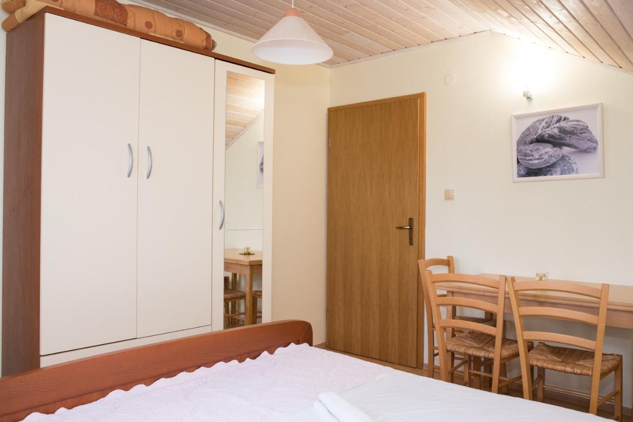 Apartment Dalmatien Raslina 외부 사진